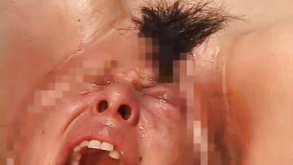 Dua orang bokep sex hot bercinta satu sama lain di sauna sambil telanjang